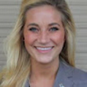 Meet your Posher, Kendra
